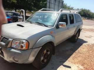 Nissan NP300 Navara 2003