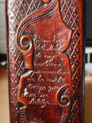 Botella cuero repujado  vintage artesanía española