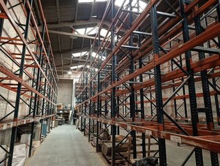 Nave industrial en alquiler en El Bon Pastor en Barcelona