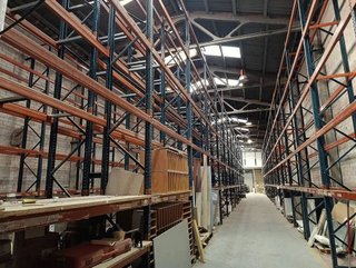 Nave industrial en alquiler en El Bon Pastor en Barcelona