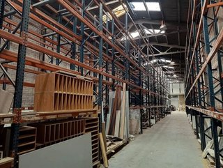 Nave industrial en alquiler en El Bon Pastor en Barcelona