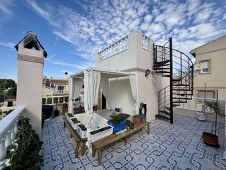 Casa adosada en venta en Altos - La Florida en Orihuela