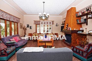 Chalet en venta en Campo Alto en Elda