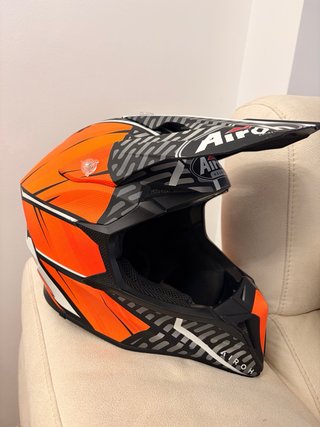 Casco airoh y gafas FOX