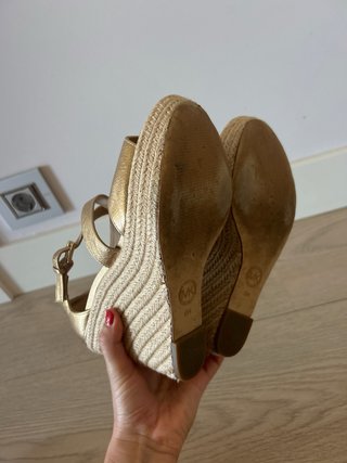 Sandalias Michael Kors Doradas Talla 38