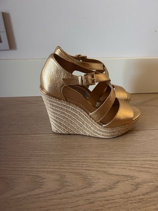 Sandalias Michael Kors Doradas Talla 38