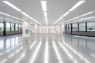 Oficina en alquiler en Corralejos - Campo de las Naciones en Madrid
