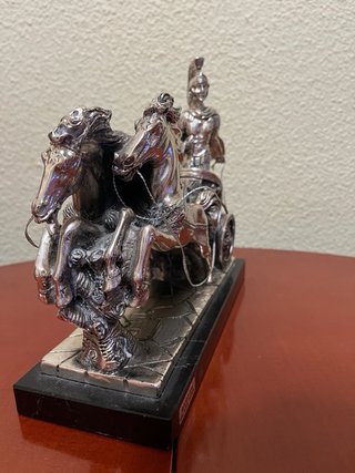 Cuadriga Romana Bañada en Plata