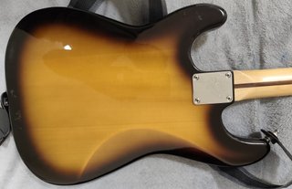 Squier Vintage Modified 51 Guitarra