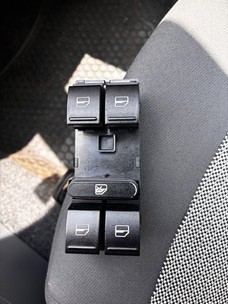 Mando elevalunas 4 botones seat ibiza 6j