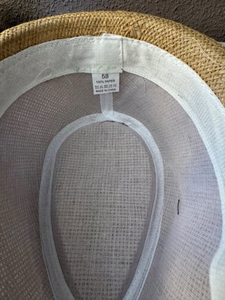 2 sombreros de ala corta  Talla:58