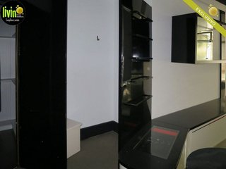 Local comercial en venta en Avda de Madrid - Pº de la Estación en Jaén