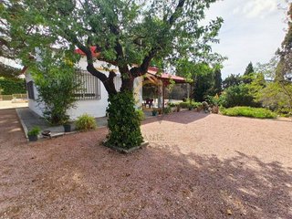 Chalet en venta en Club de Campo en Elda