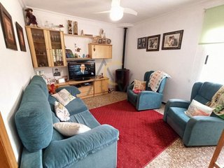 Chalet en venta en Club de Campo en Elda