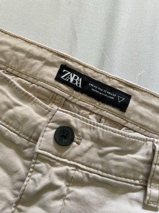 Pantalón beige de vestir chino