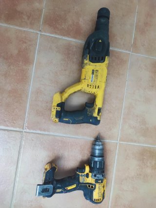 Taladro percutor y atornillador Dewalt