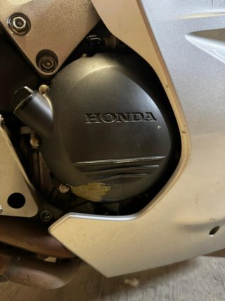 Honda VFR 800 Plata