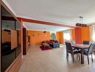 Chalet en venta en Loja