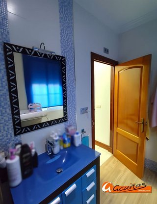 Casa adosada en venta en Campillos