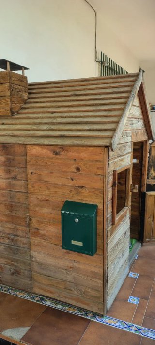 Casita de madera para niños exterior