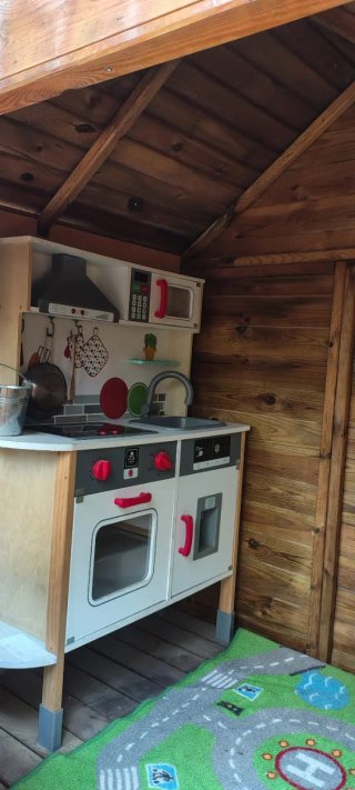 Casita de madera para niños exterior