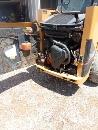 Minicargadora CAT 216B 2005, con retro Terraco 275