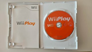 Pack Wii con magia, videojuegos y guitarra