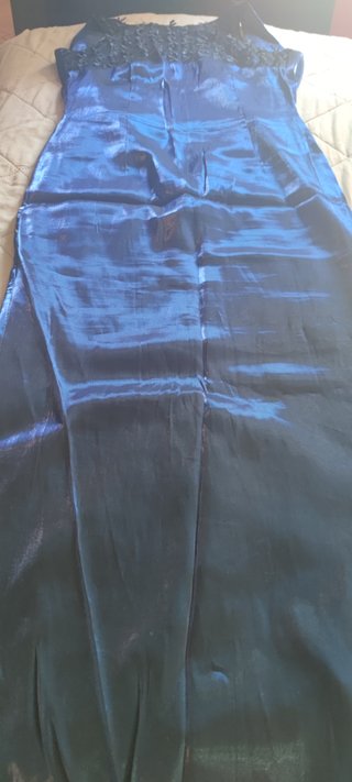 Vestido fiesta satén azul con lacitos