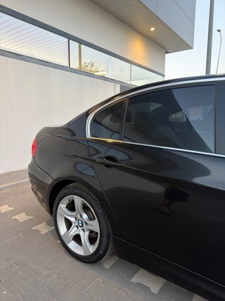 BMW SERIE 320d E90