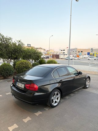 BMW SERIE 320d E90