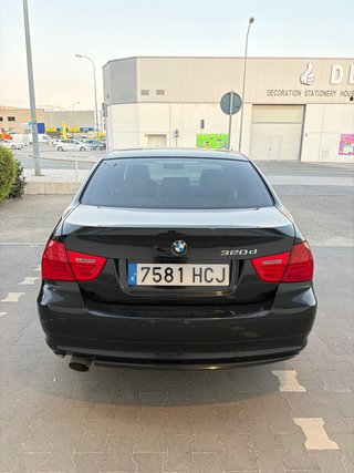 BMW SERIE 320d E90