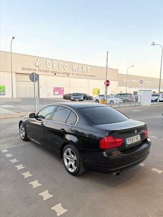 BMW SERIE 320d E90