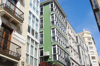 Oficina en venta en Puerto Chico en Santander