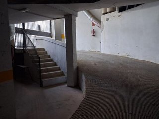 Garaje en venta en Sanlúcar la Mayor