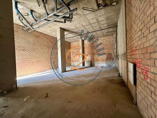 Local comercial en alquiler en Montequinto en Dos Hermanas