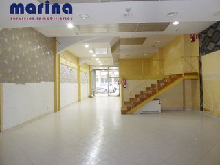 Local comercial en alquiler en Ensanche en Pamplona