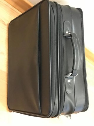 Maletín de trabajo rígido negro