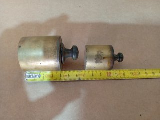 Juego de Pesas Antiguas de Bronce