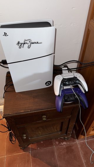 Play Station 5 Slim