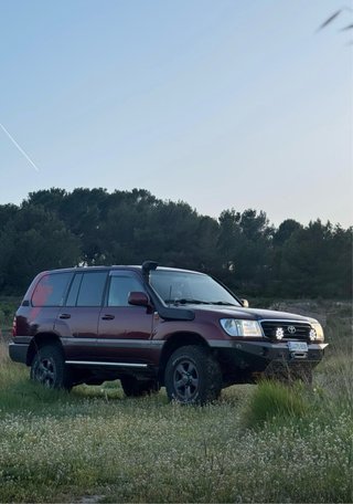Toyota HDJ100 Land Cruiser 100 2001