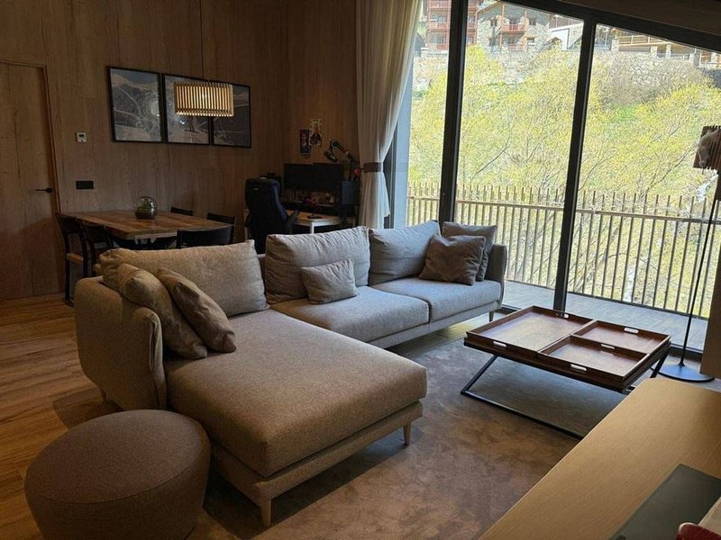 3-bedroom flat for rent in El Tarter, Canillo · 2 of 53