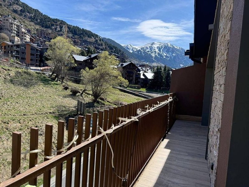 3-bedroom flat for rent in El Tarter, Canillo · 10 of 53