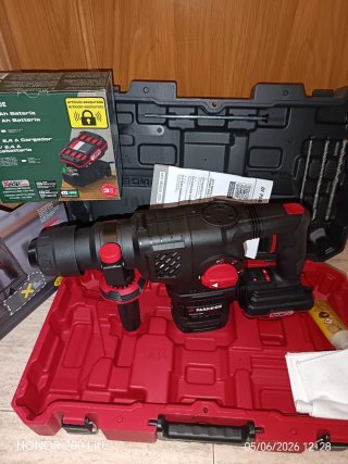 Martillo Percutor 20V Parkside nuevo completo
