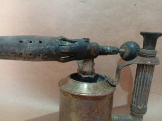 Soplete antiguo de latón