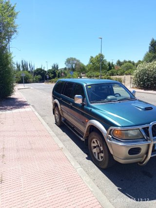 Mitsubishi Montero 2003