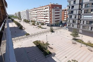 Piso en alquiler en Ciudad Jardín - Zoco en Córdoba