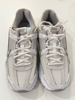 Nike Zoom Vomero 5 Beige/Blanco