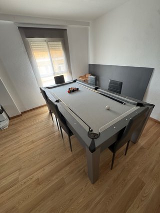 Mesa de billar y comedor