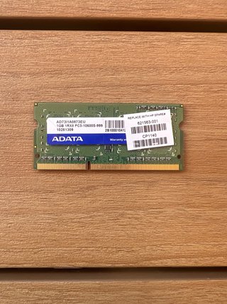 Lote Componentes Portátil: HDDs y RAM