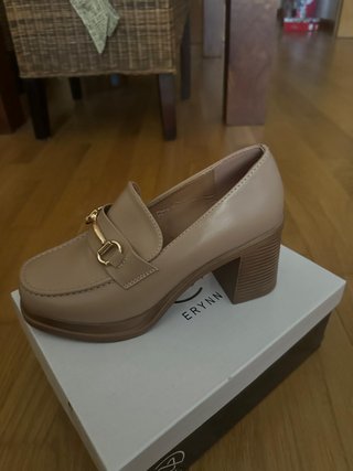 Zapatos tacón beige plataforma